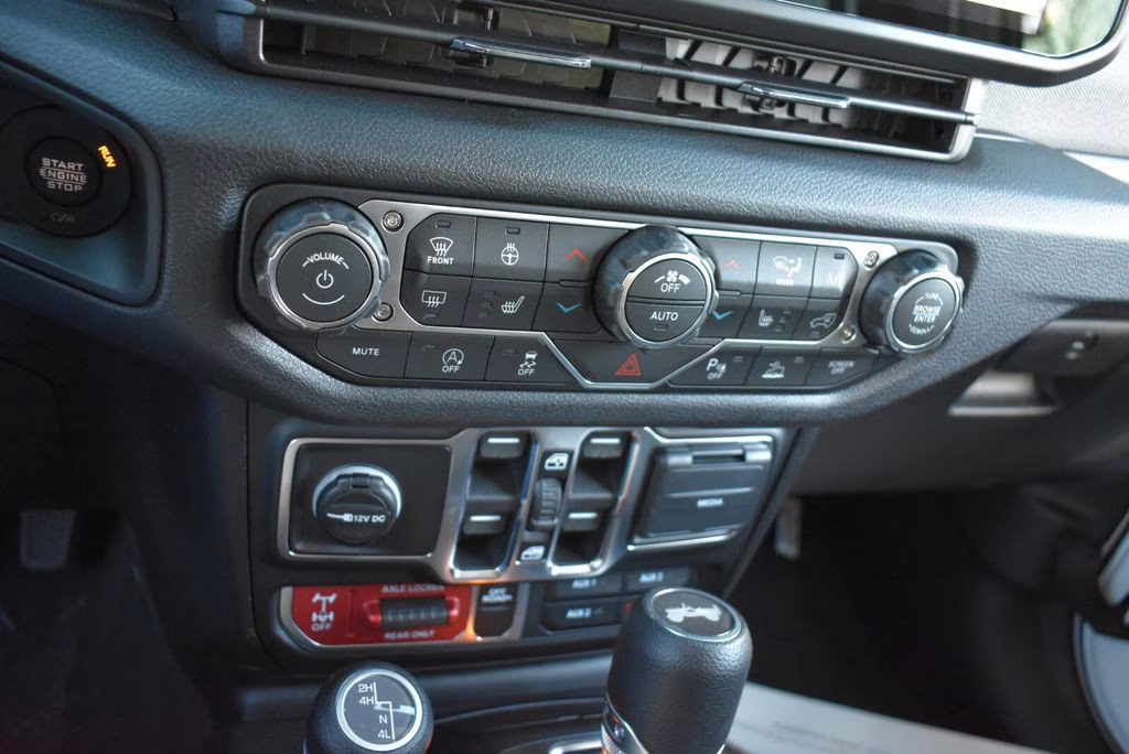 2026 Bright White Clearcoat Jeep Wrangler Willys 4X4 SUV