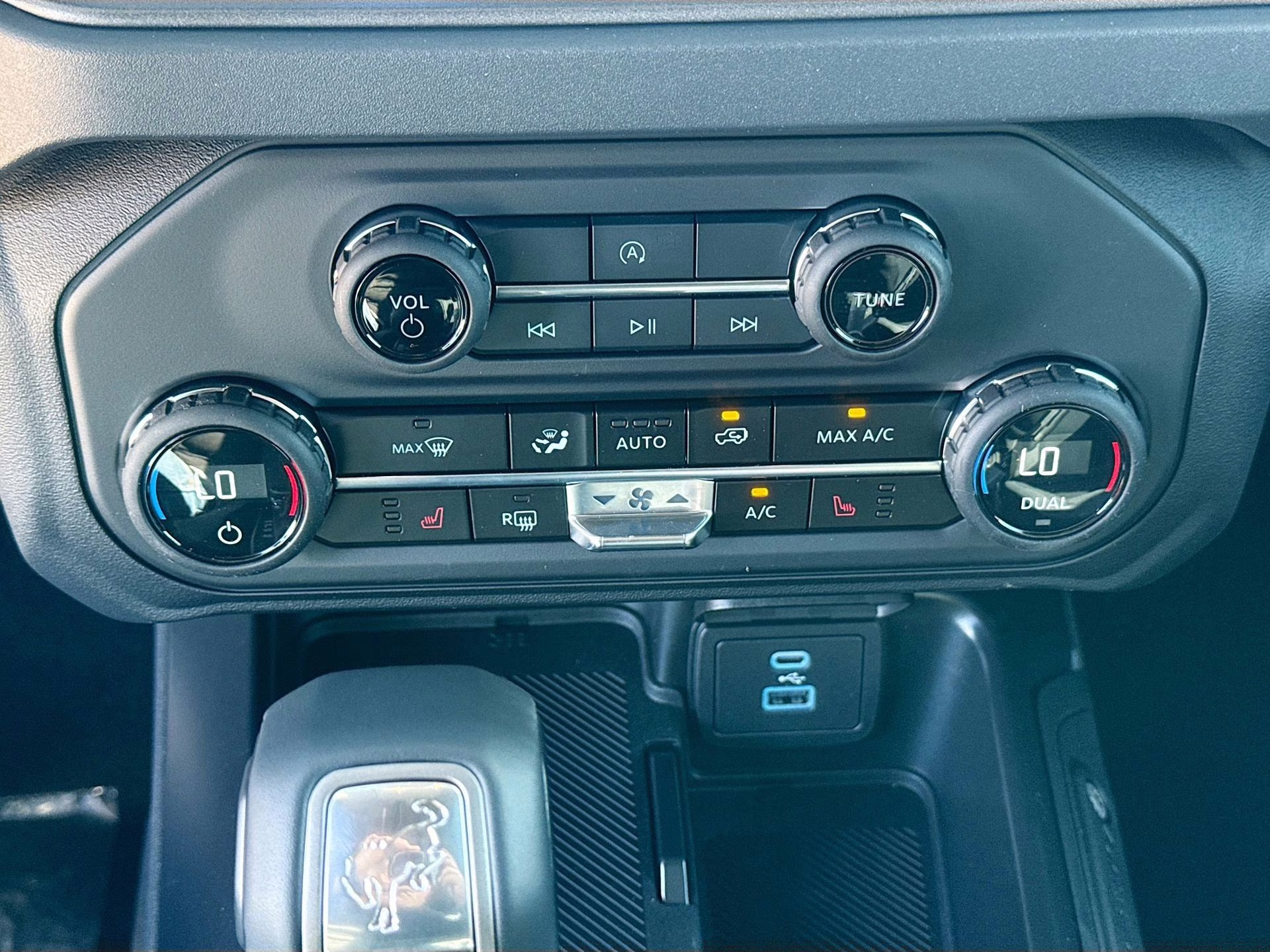 2025 Ruby Red Metallic Tinted Clearcoat Ford Bronco Big Bend 4X4 SUV