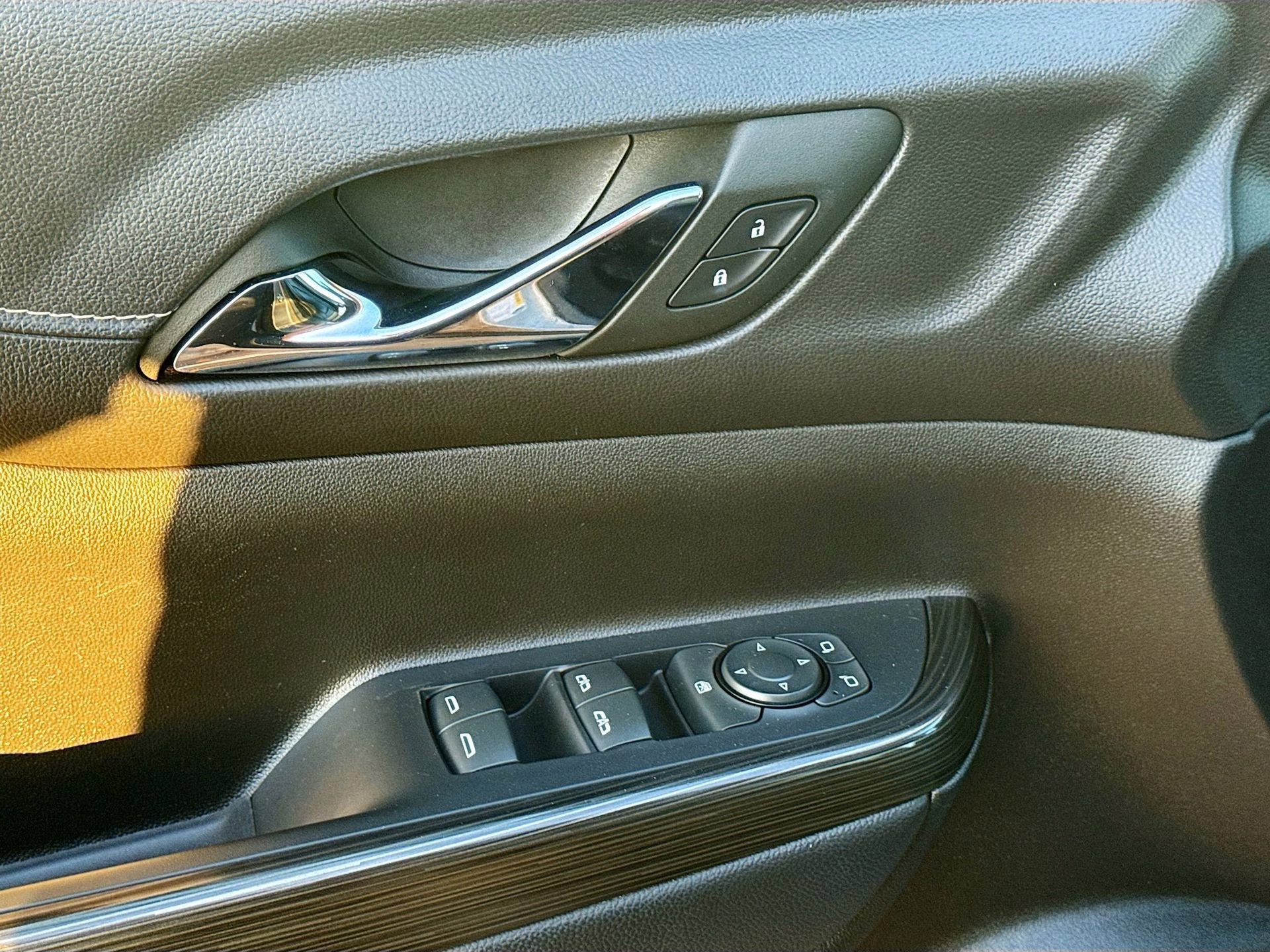 2023 Light Stone Metallic GMC Acadia SLT AWD SUV