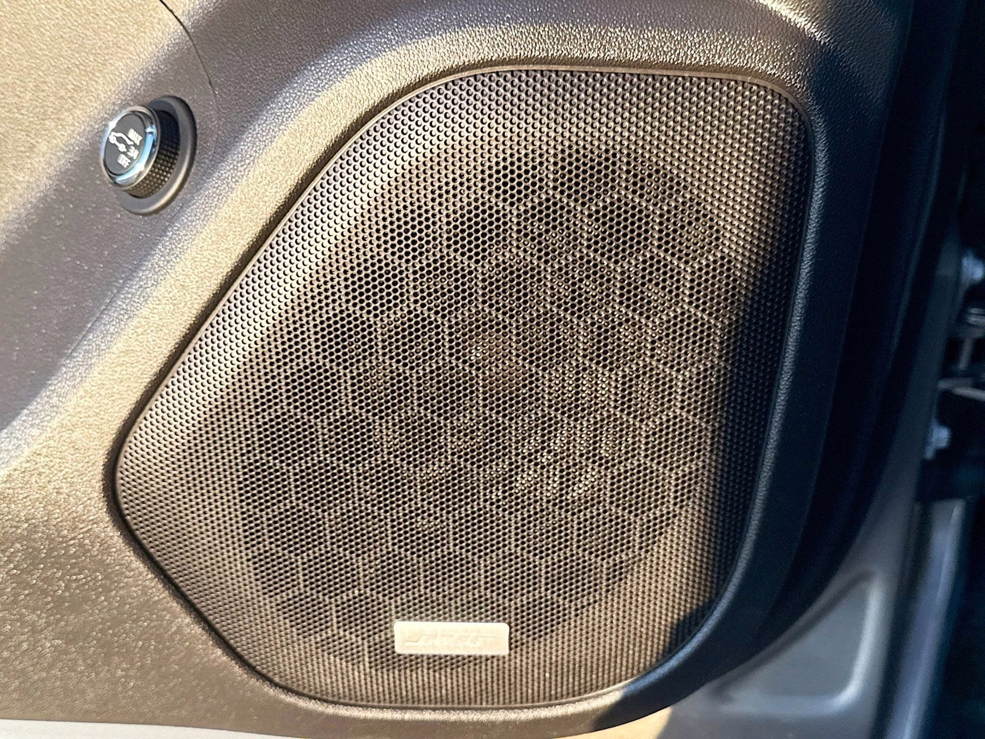 2023 Light Stone Metallic GMC Acadia SLT AWD SUV