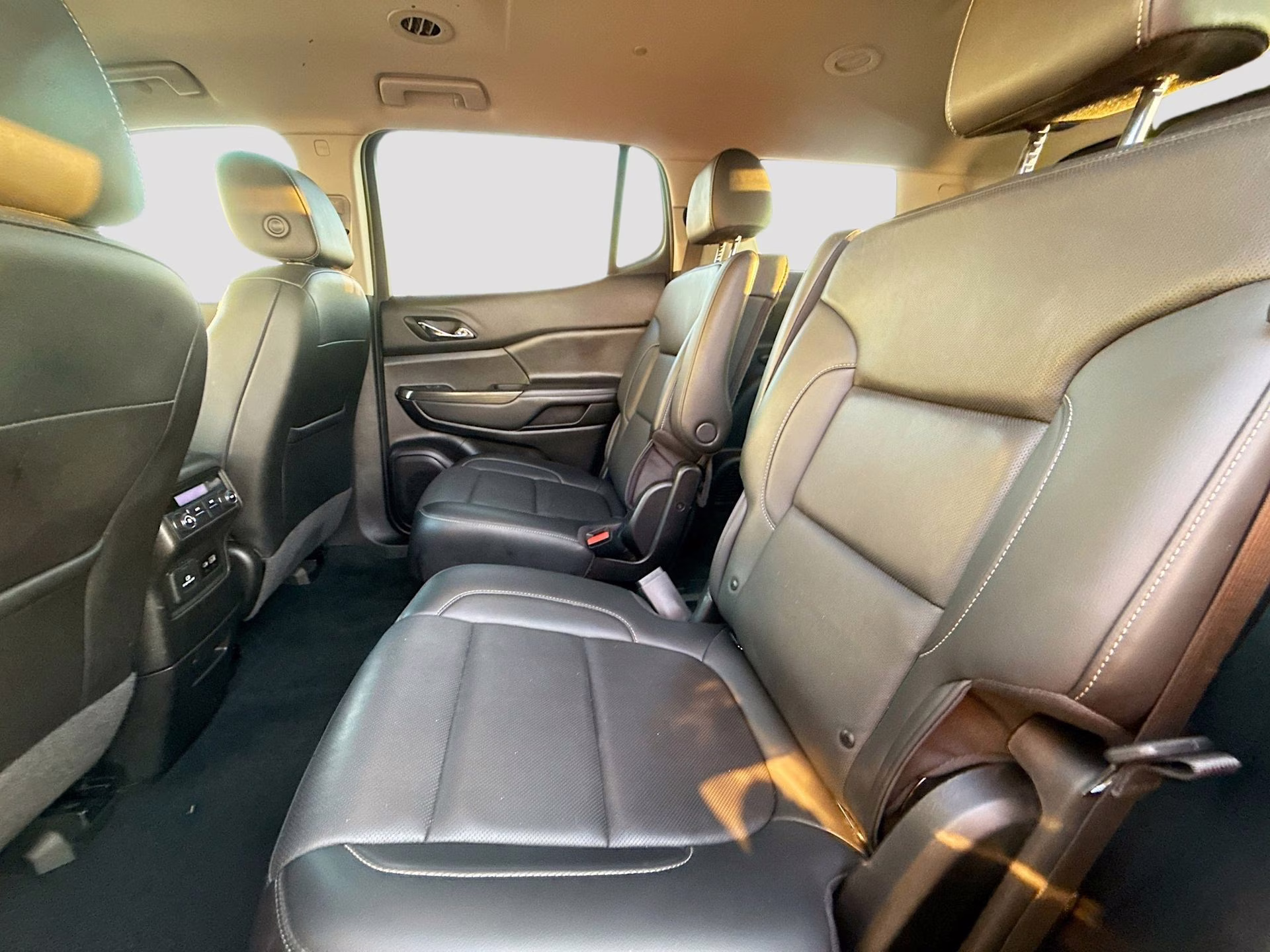 2023 Light Stone Metallic GMC Acadia SLT AWD SUV