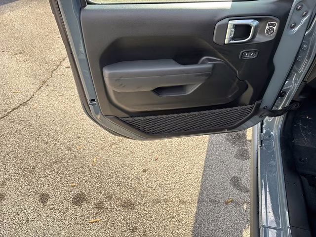 2026 Anvil Clearcoat Jeep Wrangler Willys 4X4 Convertible