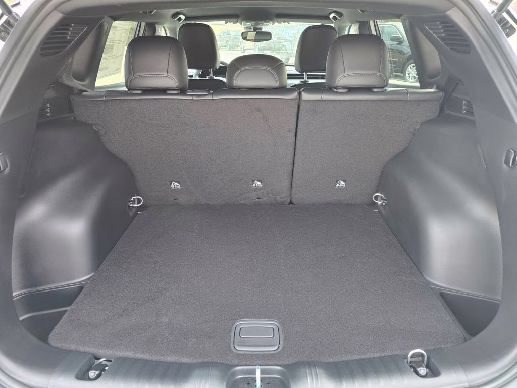 2026 Bright White Clearcoat Jeep Compass Latitude 4X4 SUV