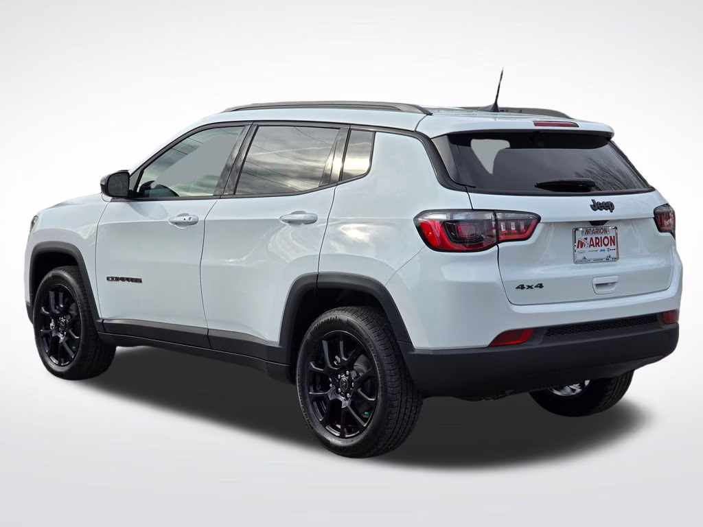 2026 Bright White Clearcoat Jeep Compass Latitude 4X4 SUV