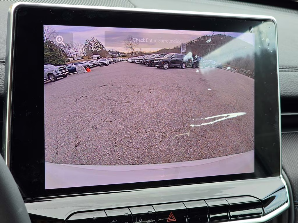 2026 Bright White Clearcoat Jeep Compass Latitude 4X4 SUV