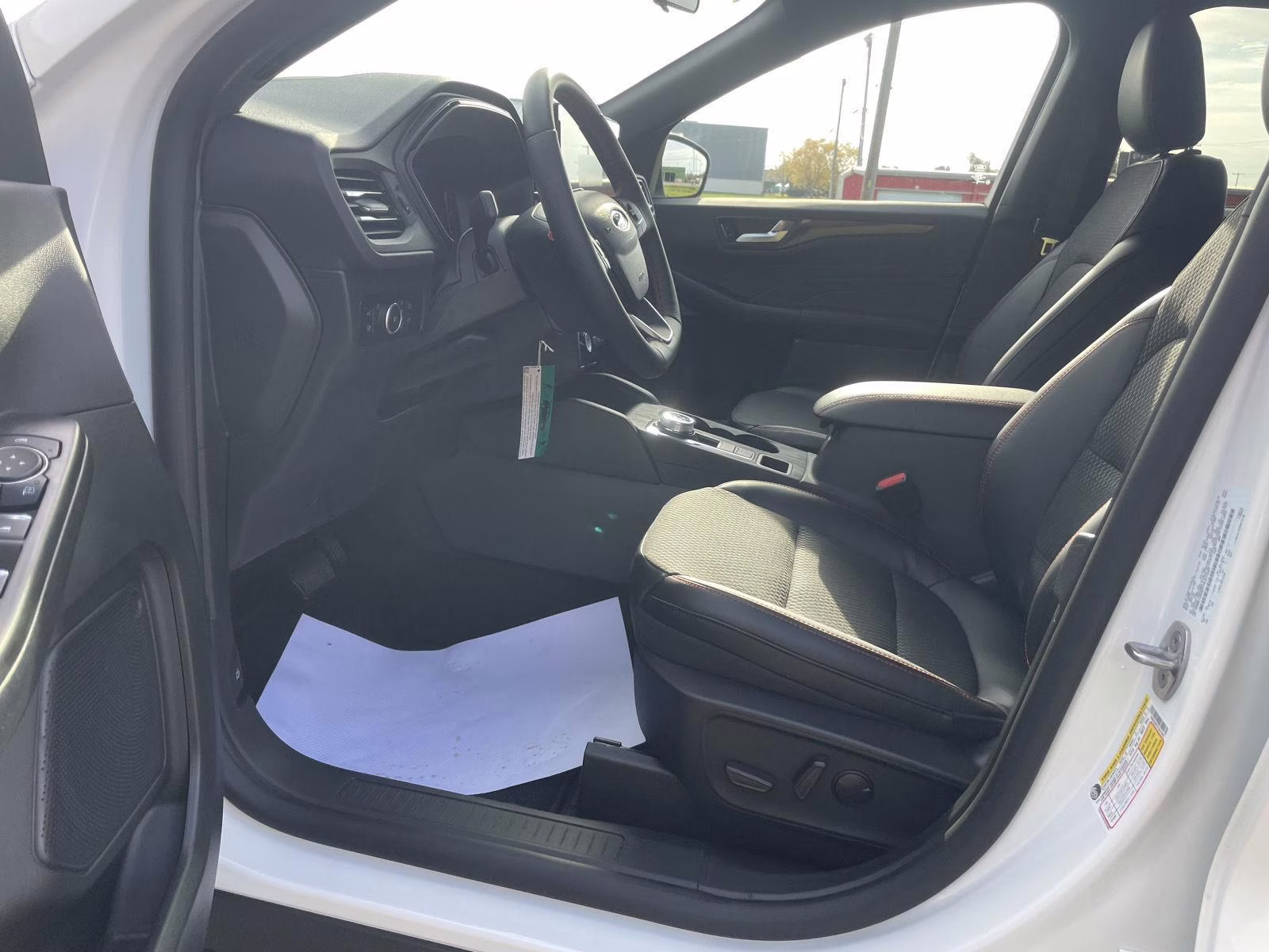 2026 Star White Metallic Tri-Coat Ford Escape ST-Line Select AWD SUV