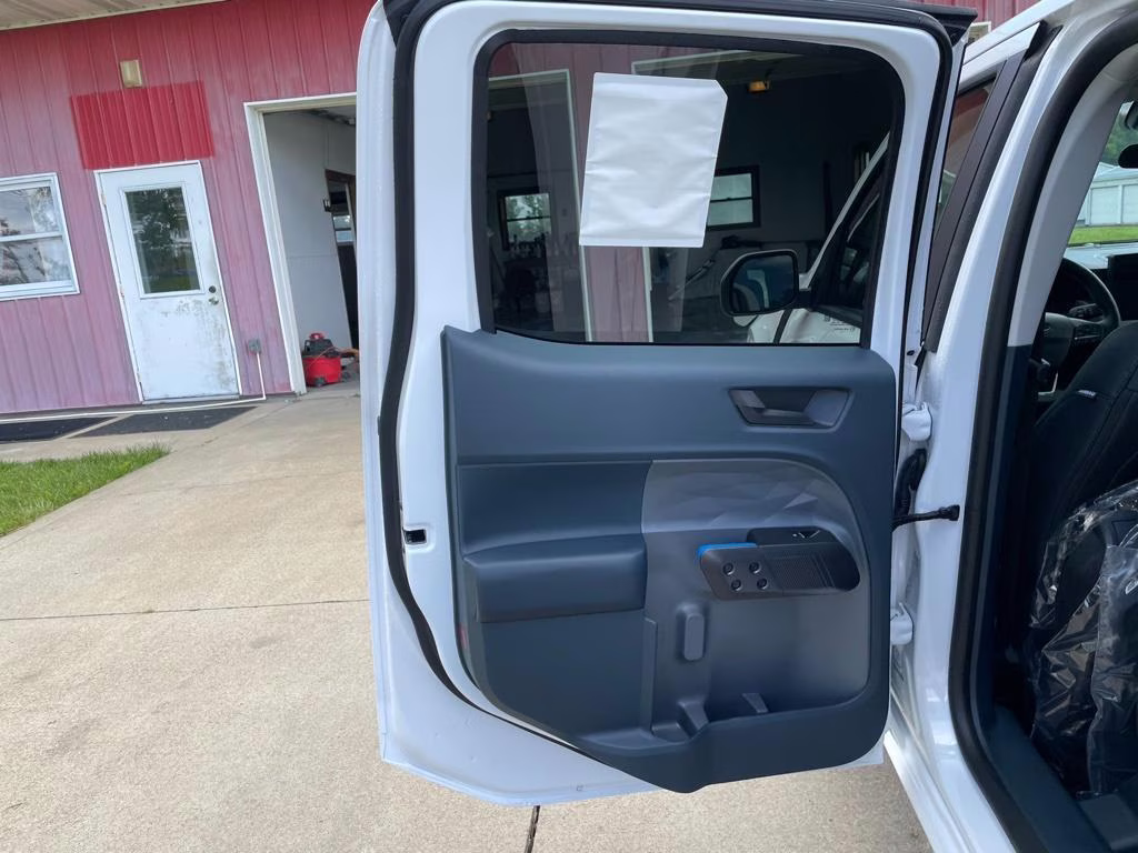 2025 Oxford White Ford Maverick Lobo AWD Truck