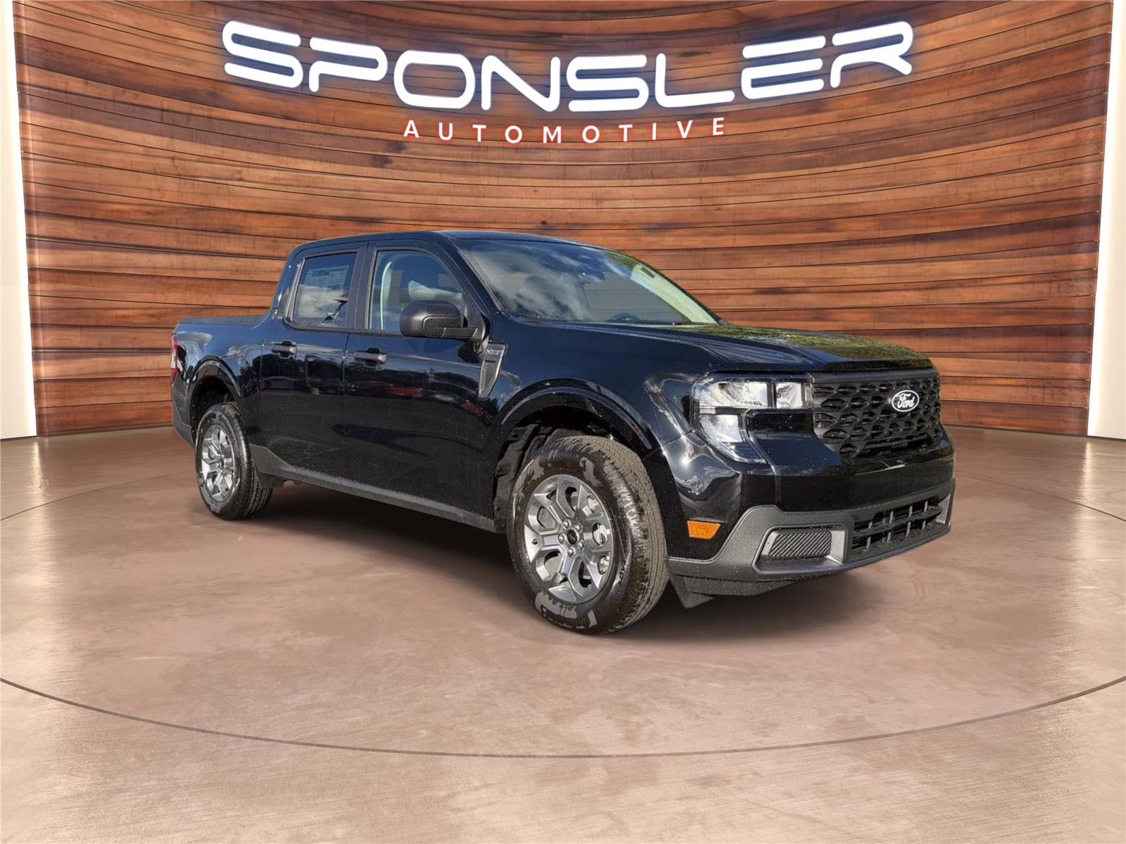 2025 Shadow Black Ford Maverick XLT FWD Truck