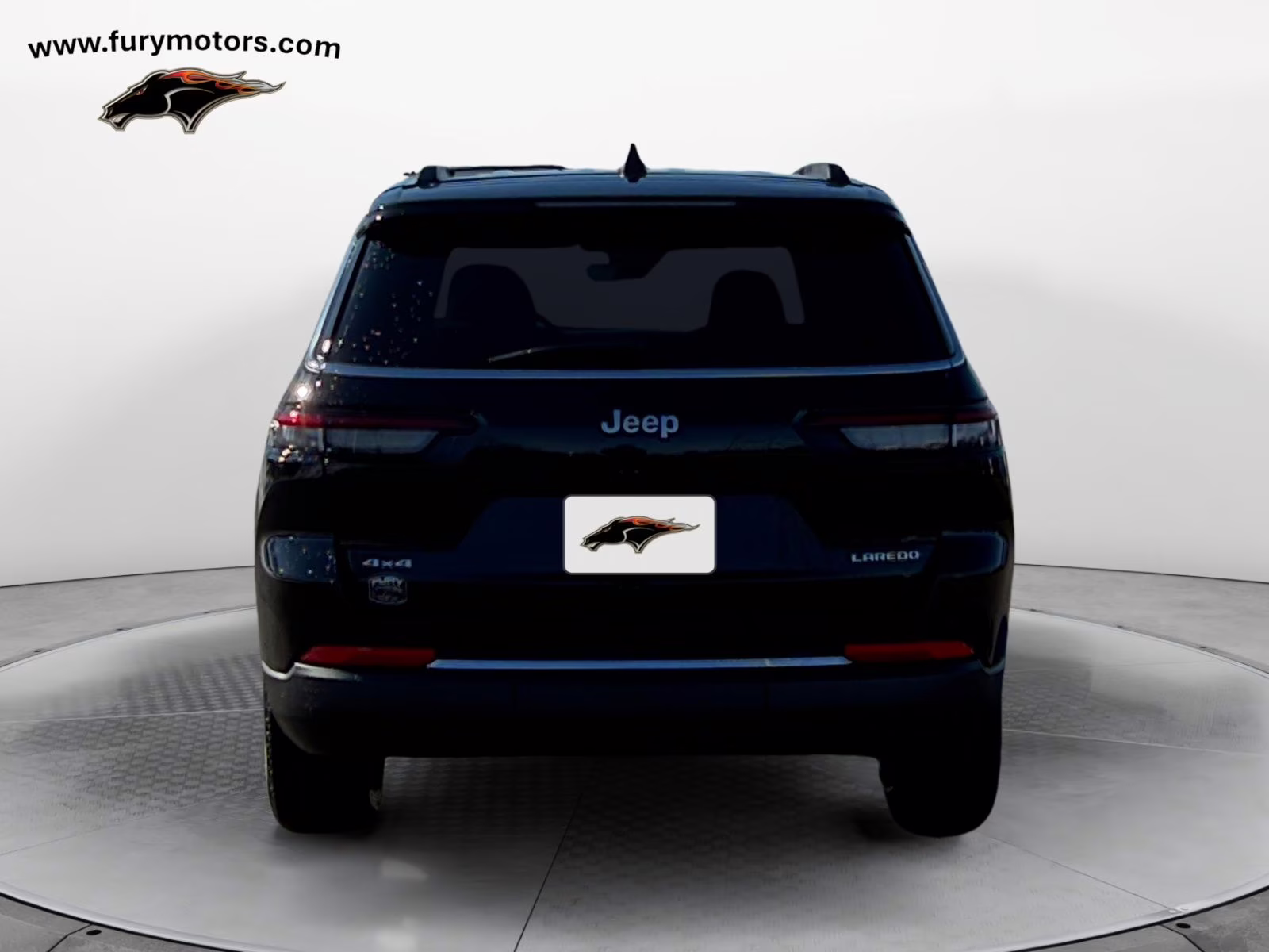 2025 Diamond Black Crystal Pearlcoat Jeep Grand Cherokee L Laredo 4X4 SUV