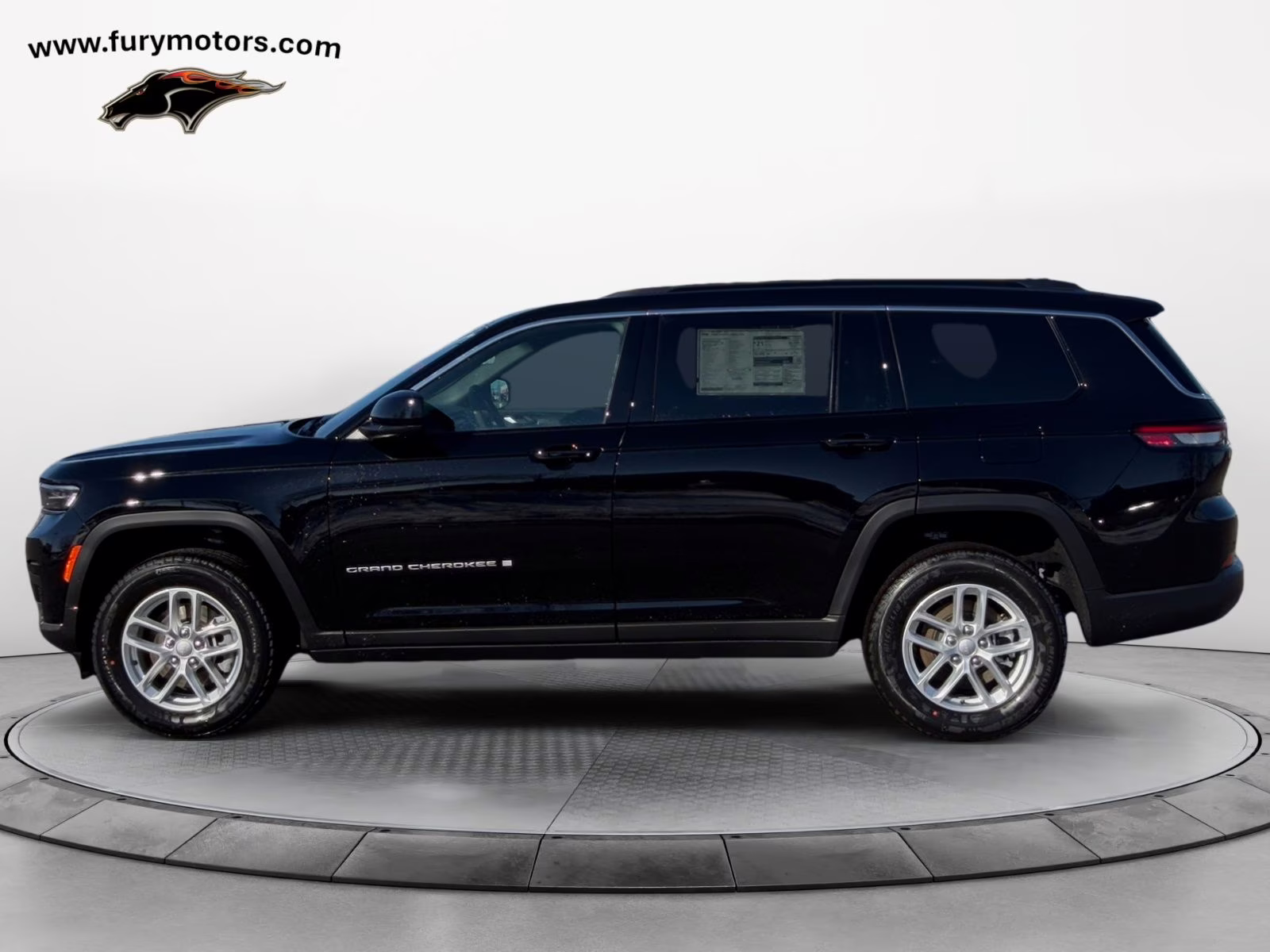 2025 Diamond Black Crystal Pearlcoat Jeep Grand Cherokee L Laredo 4X4 SUV