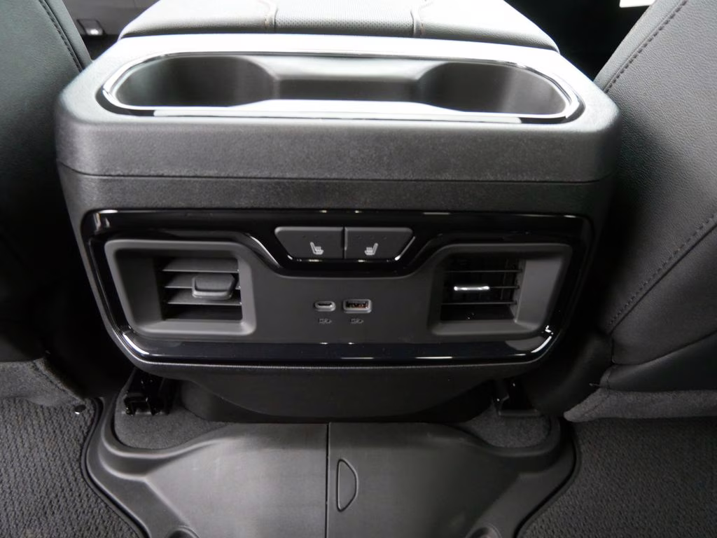 2026 Summit White GMC Sierra 1500 AT4 4X4 Truck