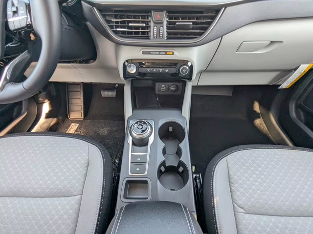 2026 Oxford White Ford Escape Active FWD SUV