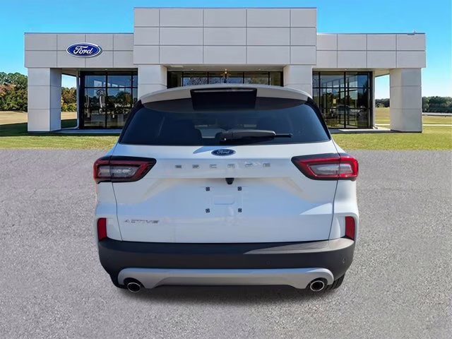 2026 Oxford White Ford Escape Active FWD SUV