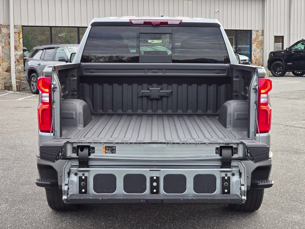 2026 Sterling Gray Metallic Chevrolet Silverado 1500 High Country 4X4 Truck