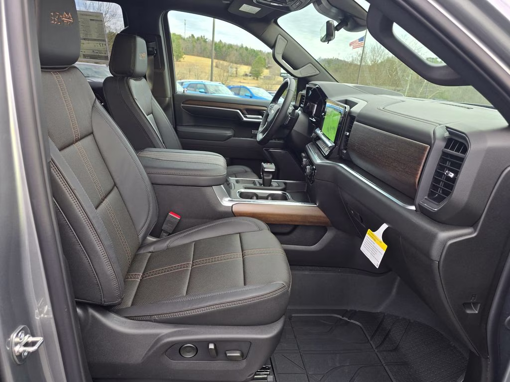 2026 Sterling Gray Metallic Chevrolet Silverado 1500 High Country 4X4 Truck