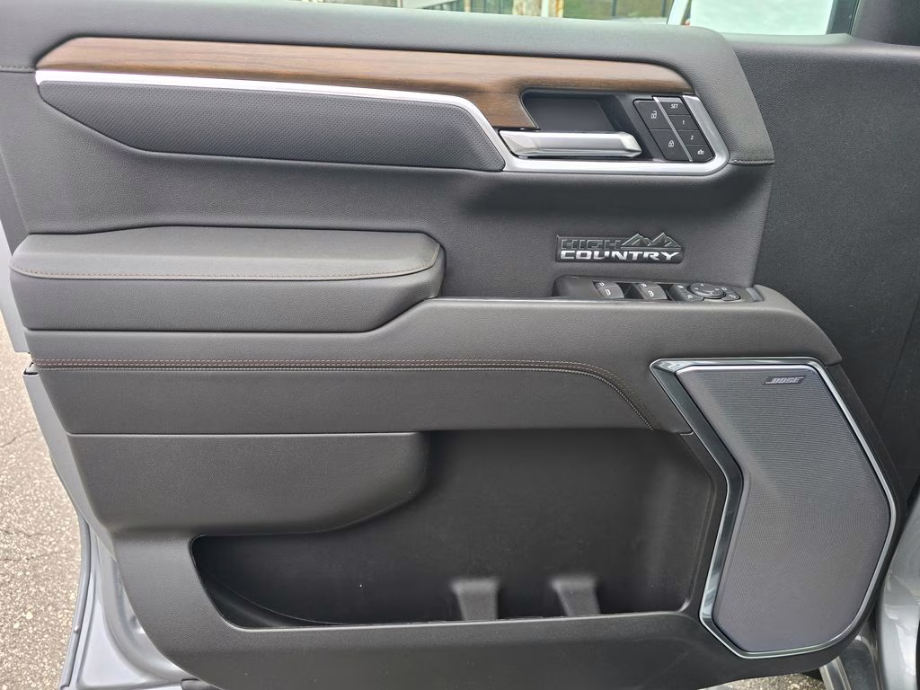 2026 Sterling Gray Metallic Chevrolet Silverado 1500 High Country 4X4 Truck