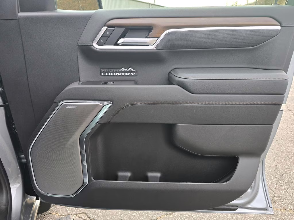 2026 Sterling Gray Metallic Chevrolet Silverado 1500 High Country 4X4 Truck