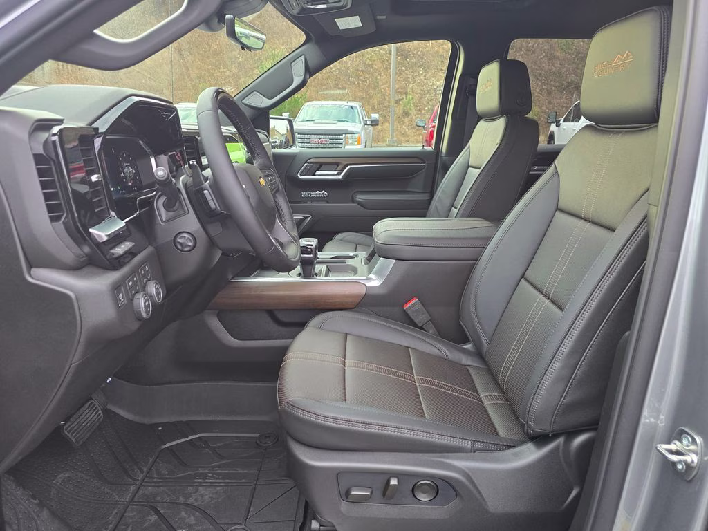 2026 Sterling Gray Metallic Chevrolet Silverado 1500 High Country 4X4 Truck
