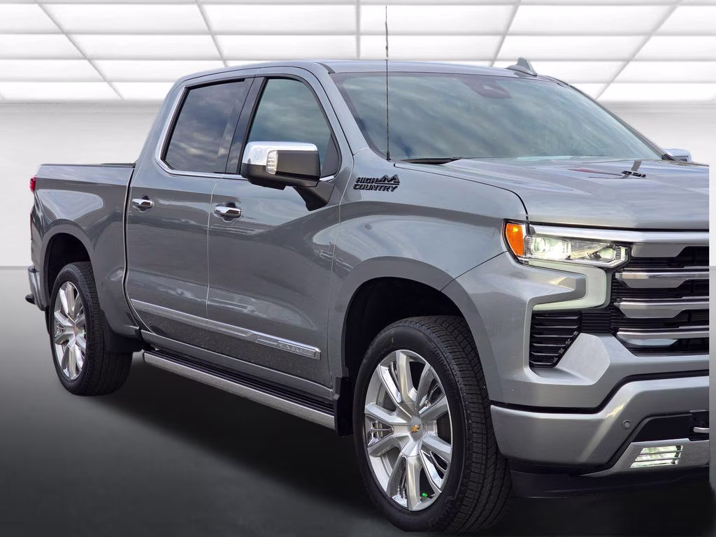 2026 Sterling Gray Metallic Chevrolet Silverado 1500 High Country 4X4 Truck