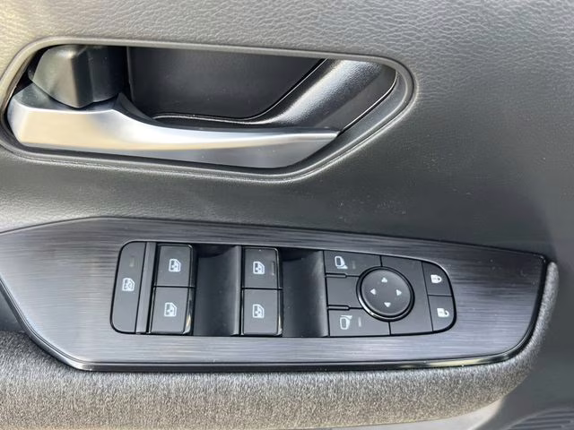 2026 Aspen White/Super Black Nissan Kicks SV FWD SUV