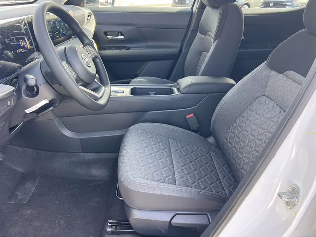 2026 Aspen White/Super Black Nissan Kicks SV FWD SUV