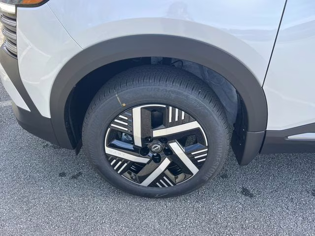 2026 Aspen White/Super Black Nissan Kicks SV FWD SUV