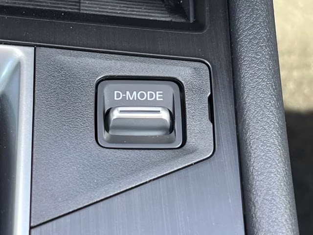 2026 Aspen White/Super Black Nissan Kicks SV FWD SUV