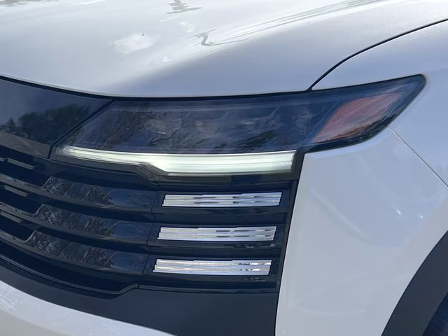 2026 Aspen White/Super Black Nissan Kicks SV FWD SUV
