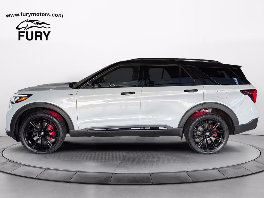 2026 Space White Metallic Ford Explorer ST-Line 4X4 SUV