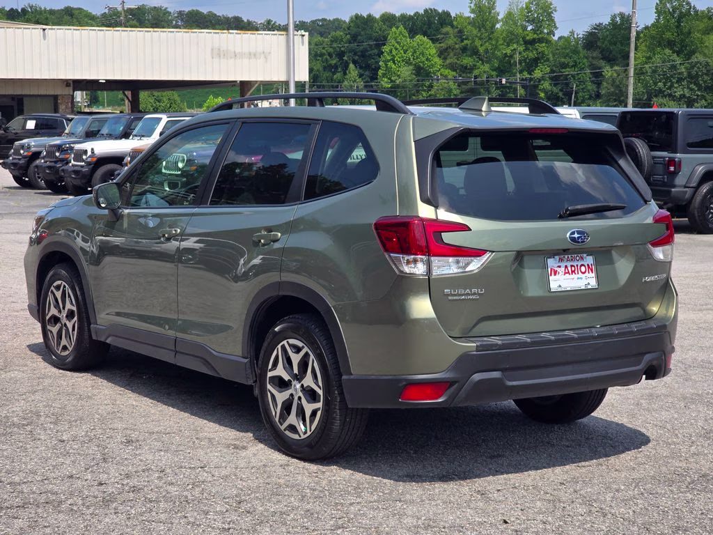 2021 Jasper Green Metallic Subaru Forester Premium AWD SUV