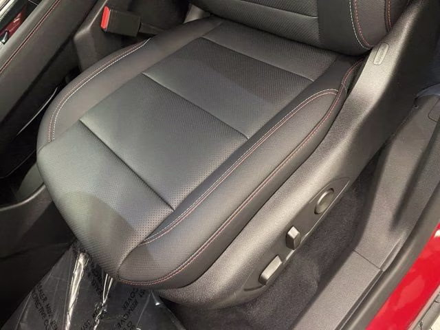 2026 Radiant Red Tintcoat Chevrolet Traverse Z71 AWD SUV