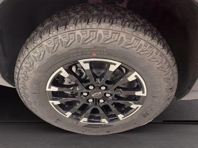 2026 Radiant Red Tintcoat Chevrolet Traverse Z71 AWD SUV