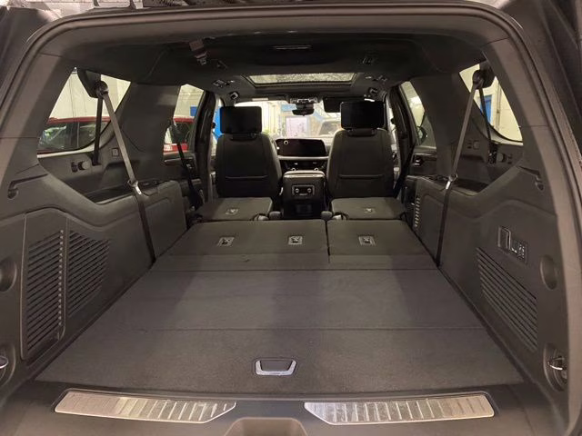 2026 Sterling Gray Metallic Chevrolet Suburban High Country 4X4 SUV