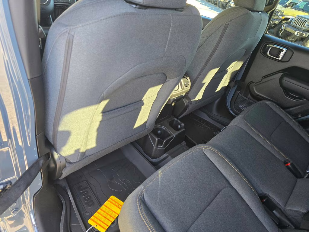 2026 Anvil Clearcoat Jeep Gladiator Sport S 4X4 Truck