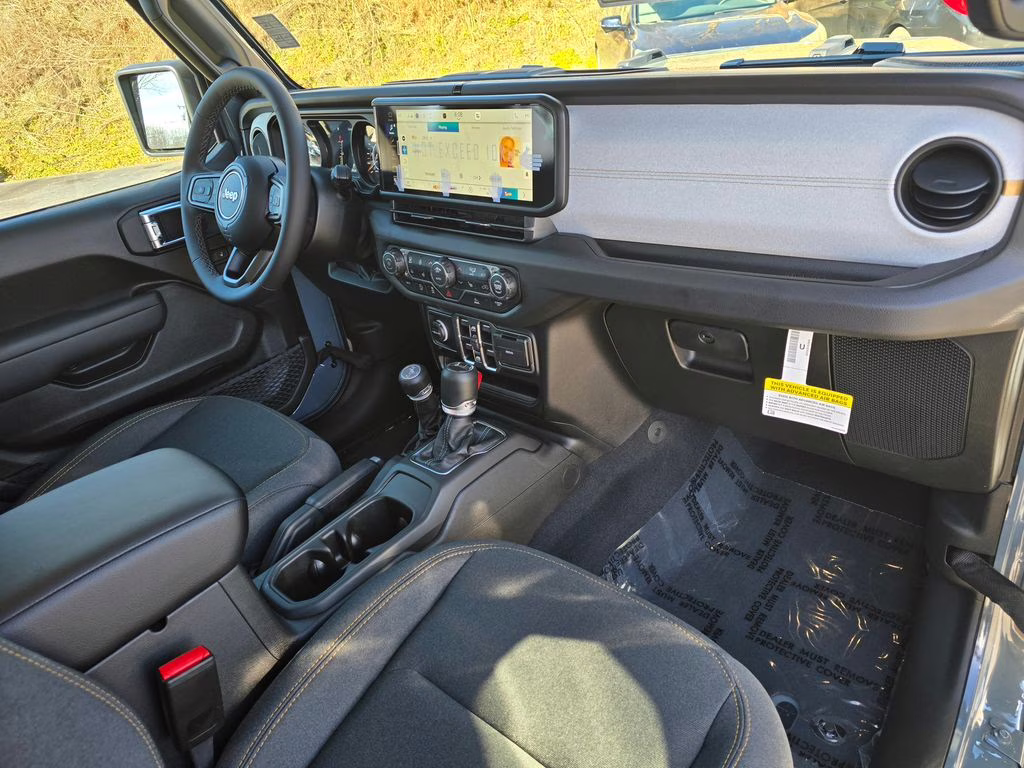 2026 Anvil Clearcoat Jeep Gladiator Sport S 4X4 Truck