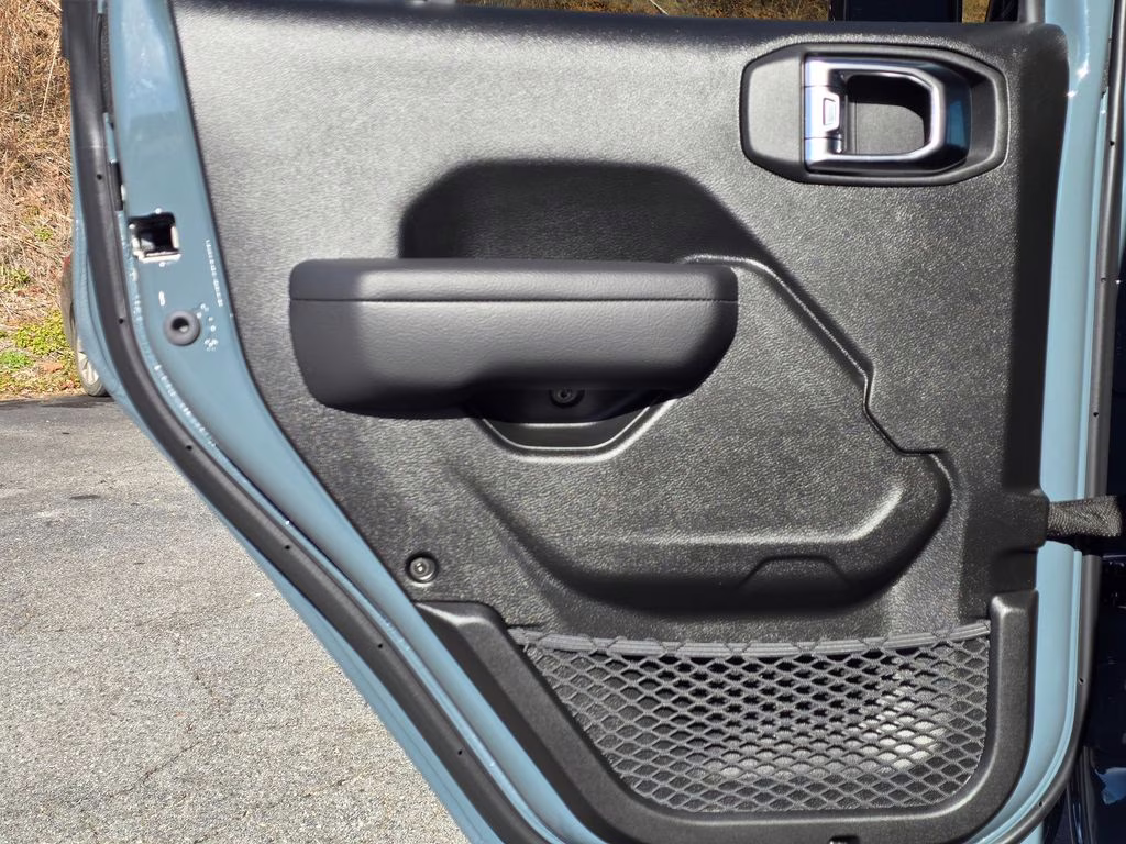 2026 Anvil Clearcoat Jeep Gladiator Sport S 4X4 Truck