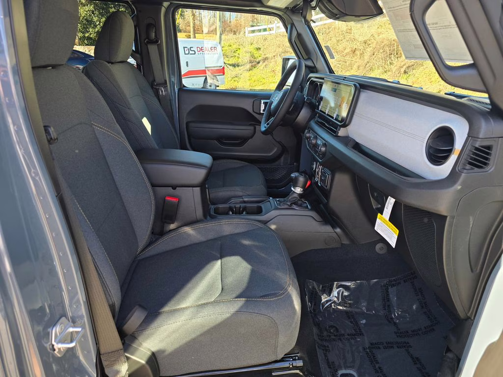 2026 Anvil Clearcoat Jeep Gladiator Sport S 4X4 Truck