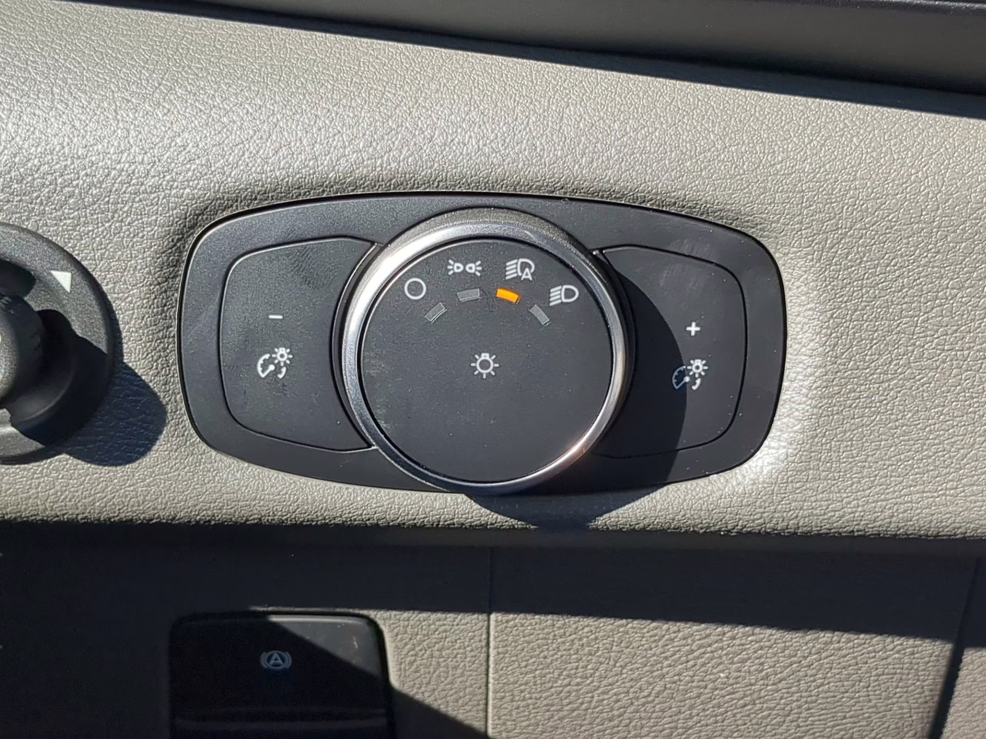 2026 Oxford White Ford Transit Passenger Wagon XL RWD Van