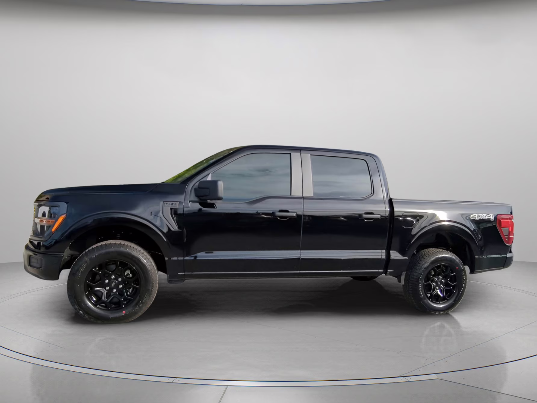 2026 Agate Black Metallic Ford F-150 STX Crew Cab Pickup 4X4 Truck