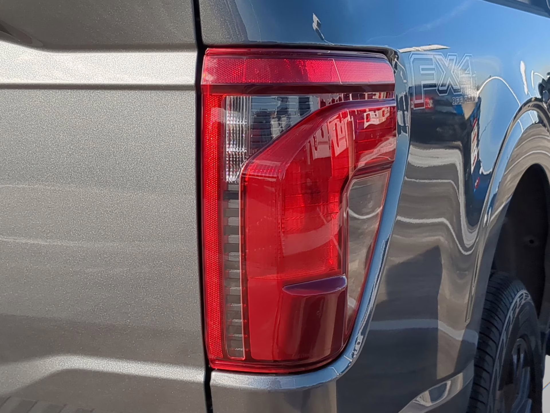 2026 Carbonized Gray Metallic Ford F-150 XLT Crew Cab Pickup 4X4 Truck