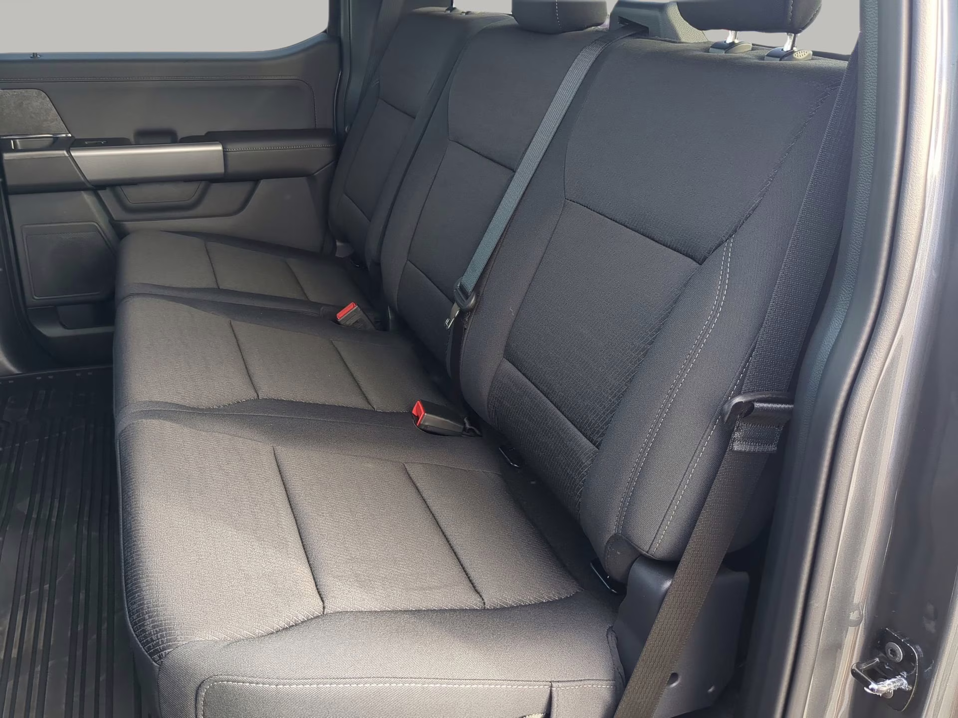 2026 Carbonized Gray Metallic Ford F-150 XLT Crew Cab Pickup 4X4 Truck