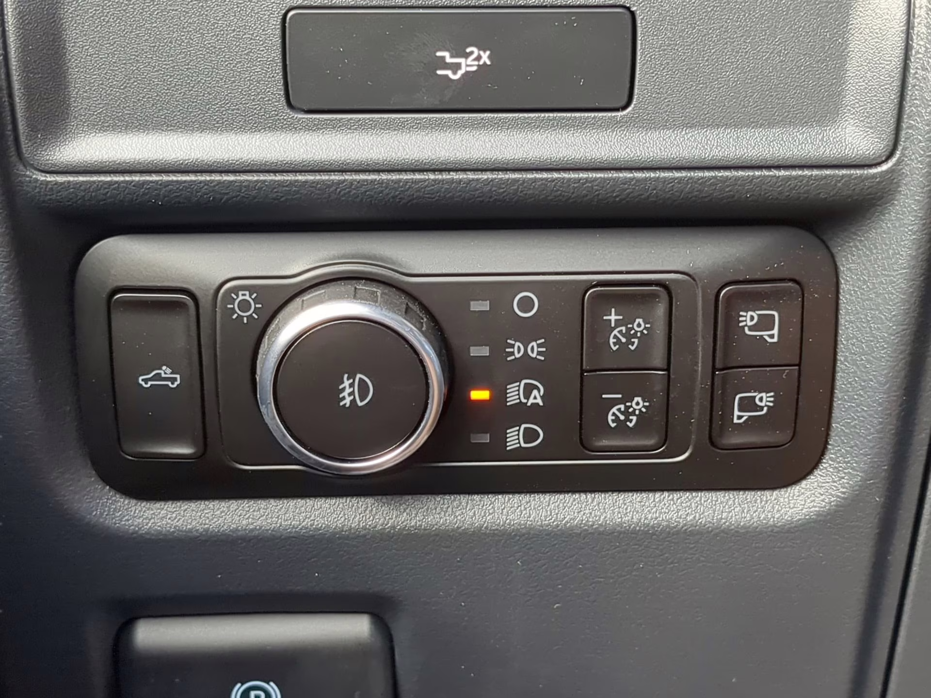 2026 Carbonized Gray Metallic Ford F-150 XLT Crew Cab Pickup 4X4 Truck