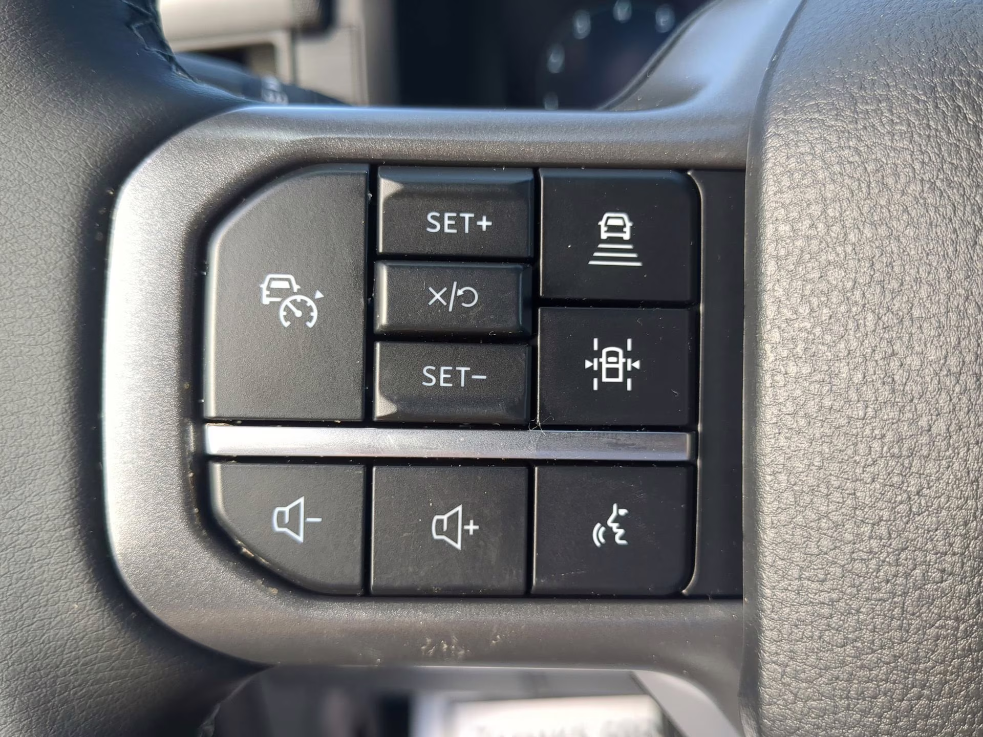 2026 Carbonized Gray Metallic Ford F-150 XLT Crew Cab Pickup 4X4 Truck