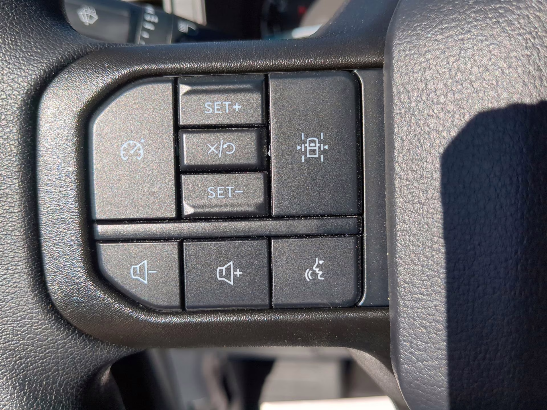 2026 Agate Black Metallic Ford F-150 XL Regular Cab Pickup 4X4 Truck