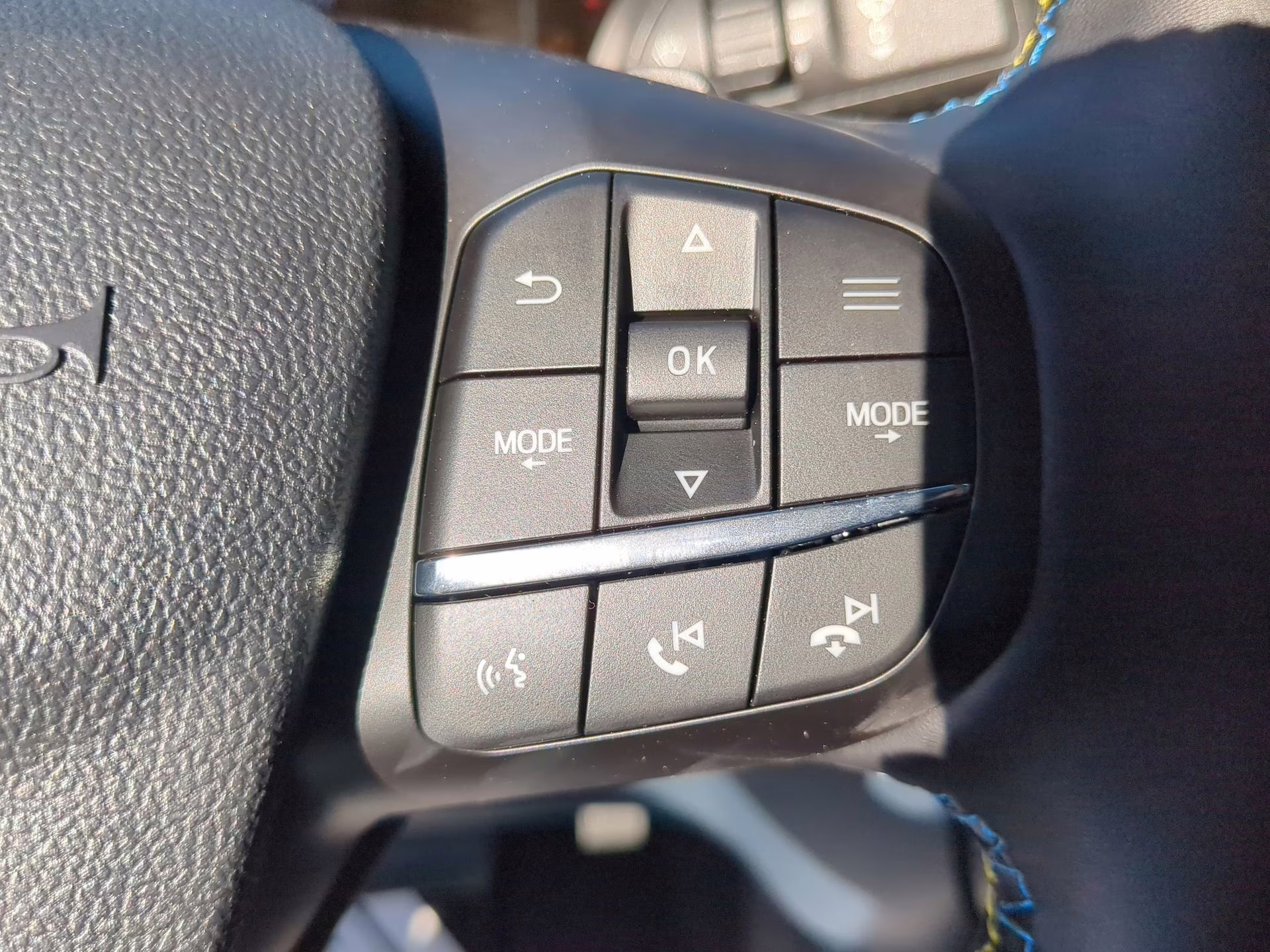 2026 Carbonized Gray Metallic Ford Maverick Lobo Standard Crew Cab Pickup AWD Truck