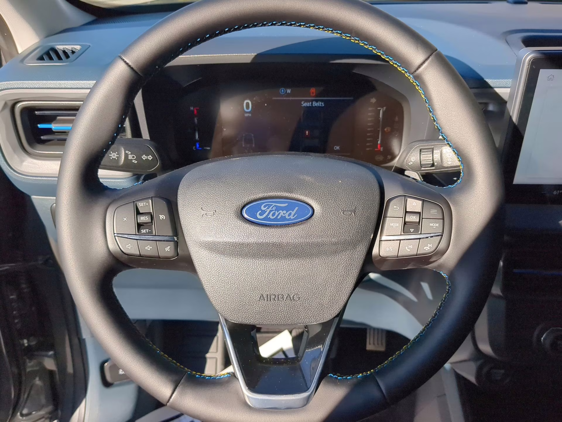 2026 Carbonized Gray Metallic Ford Maverick Lobo Standard Crew Cab Pickup AWD Truck