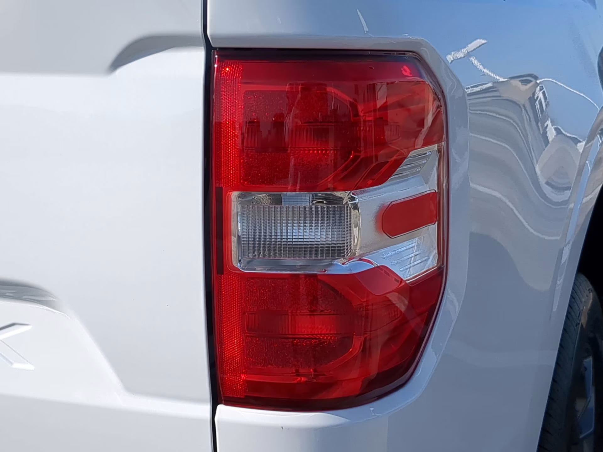 2026 Oxford White Ford Maverick XLT Crew Cab Pickup FWD Truck