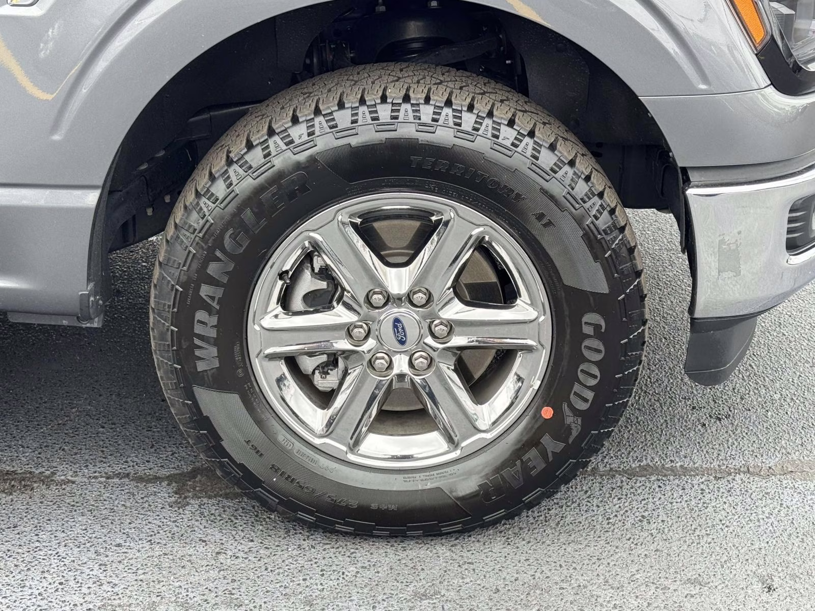 2025 Gray Ford F-150 XLT 4WD SuperCab 6.5' Box 4X4 Truck