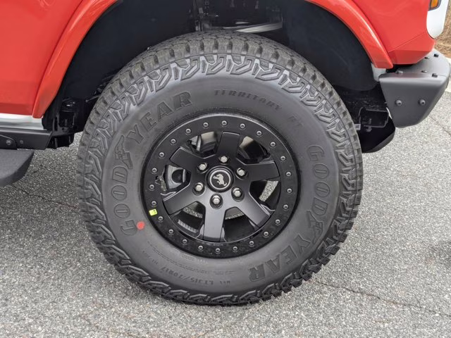 2025 Oxford White Ford Bronco Stroppe Edition 4X4 Convertible