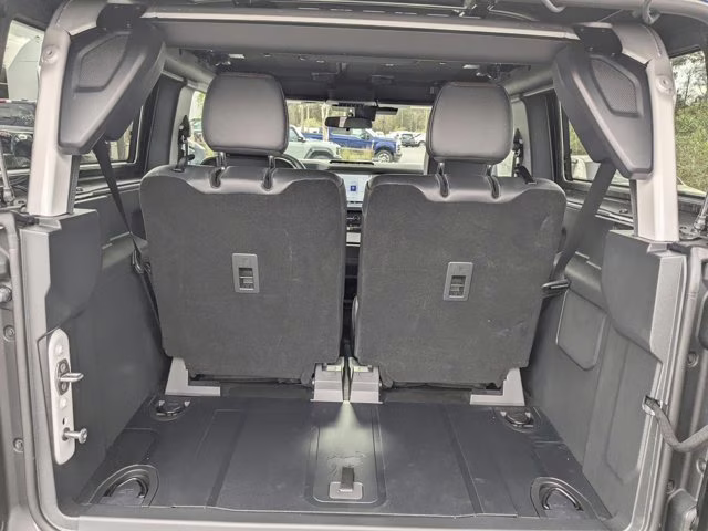 2025 Oxford White Ford Bronco Stroppe Edition 4X4 Convertible